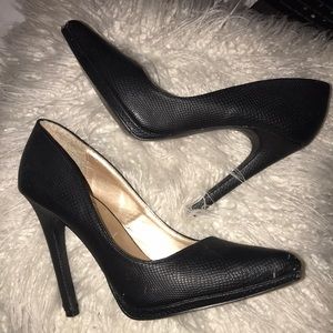 black Charlotte Russe point toe pumps